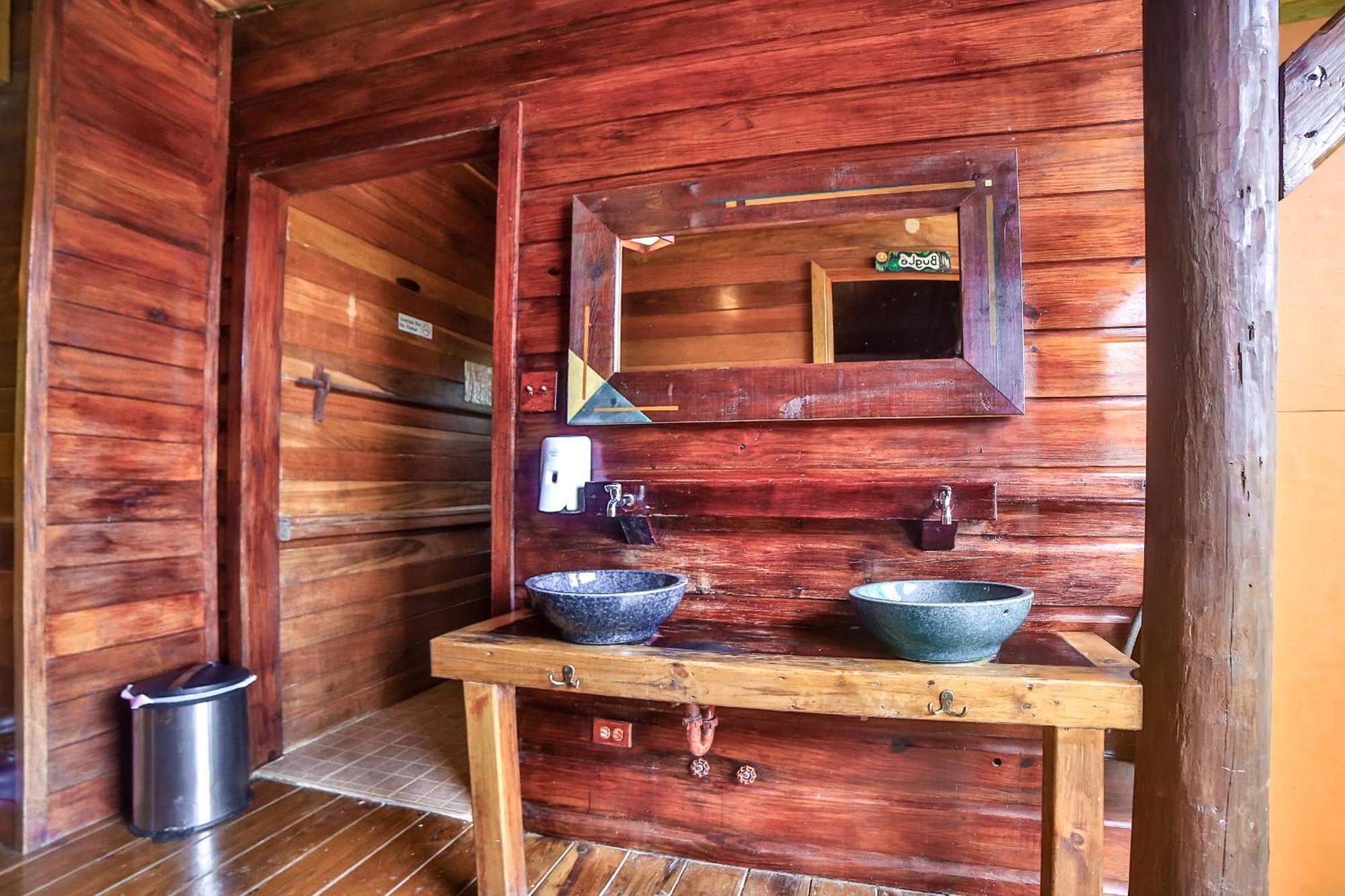 Bambuda Lodge Соларте Номер фото
